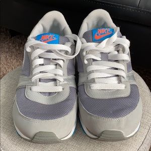 Women’s Nike shoes